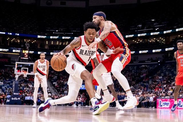 莱万加入欧冠百球俱乐部 进球效率比梅西C罗更高