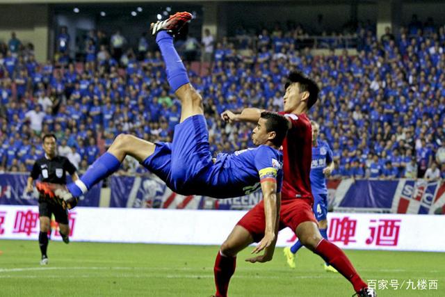 萨林杰22+16吉伦沃特32+8+13 深圳克山东9连胜